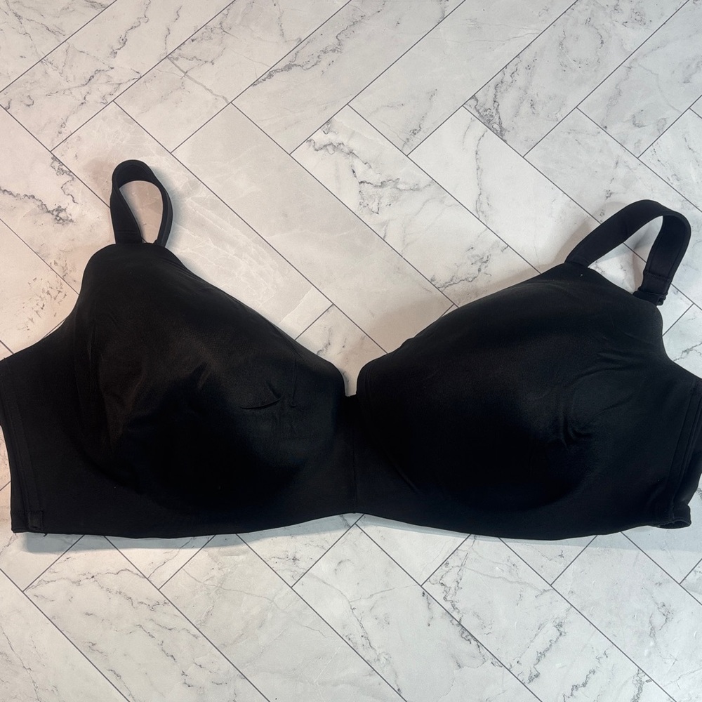 NWOT Cacique Lane Bryant Womens T-Shirt Bra Black Lightly Lined NO WIRE 42H
